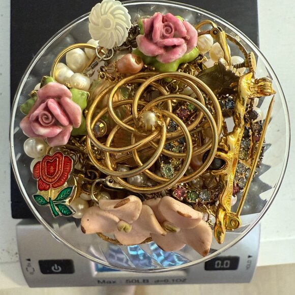 Mixed Vintage Jewelry Lot W/ Enamel Roses Pearl Beads & Gold Tone, Retro, 90's - Picture 9 of 9